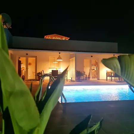 Tino- Casa M Villa *